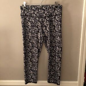 Fabletics leggings ! Used but good condition !